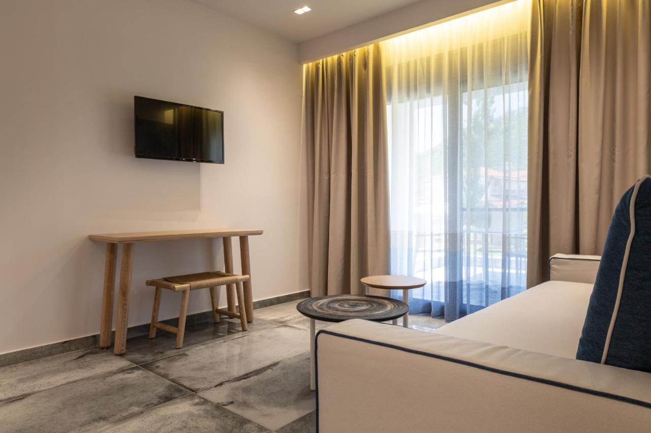 Notia Luxury Living Aparthotel ปอร์โตกูโฟ ภายนอก รูปภาพ