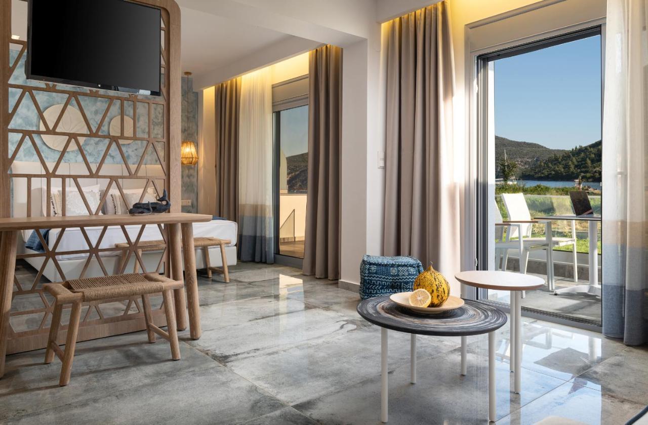 Notia Luxury Living Aparthotel ปอร์โตกูโฟ ภายนอก รูปภาพ